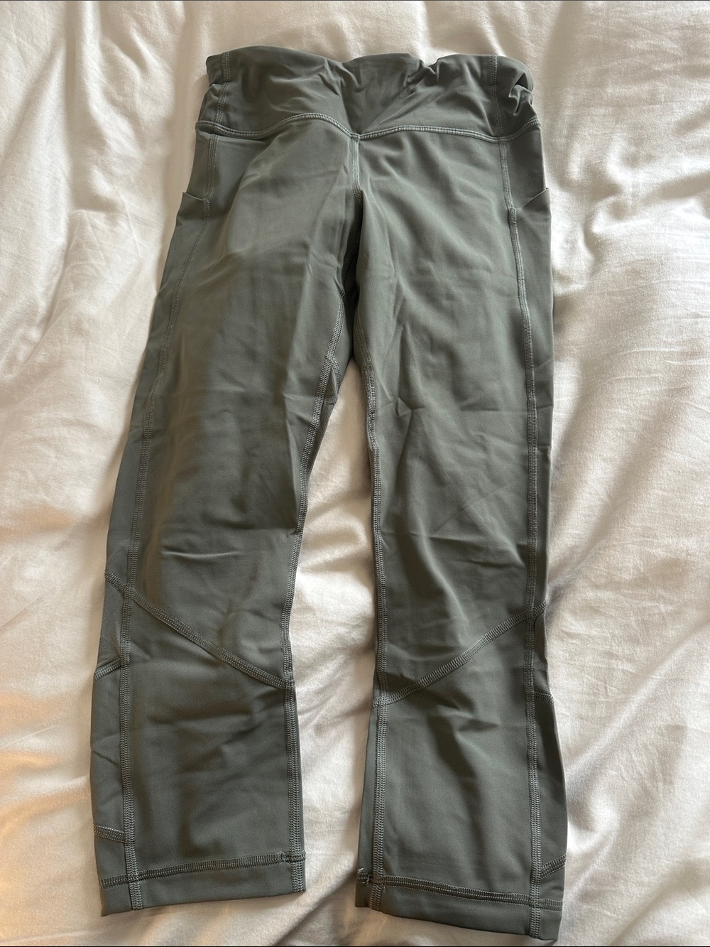 Lululemon leggings - sage green